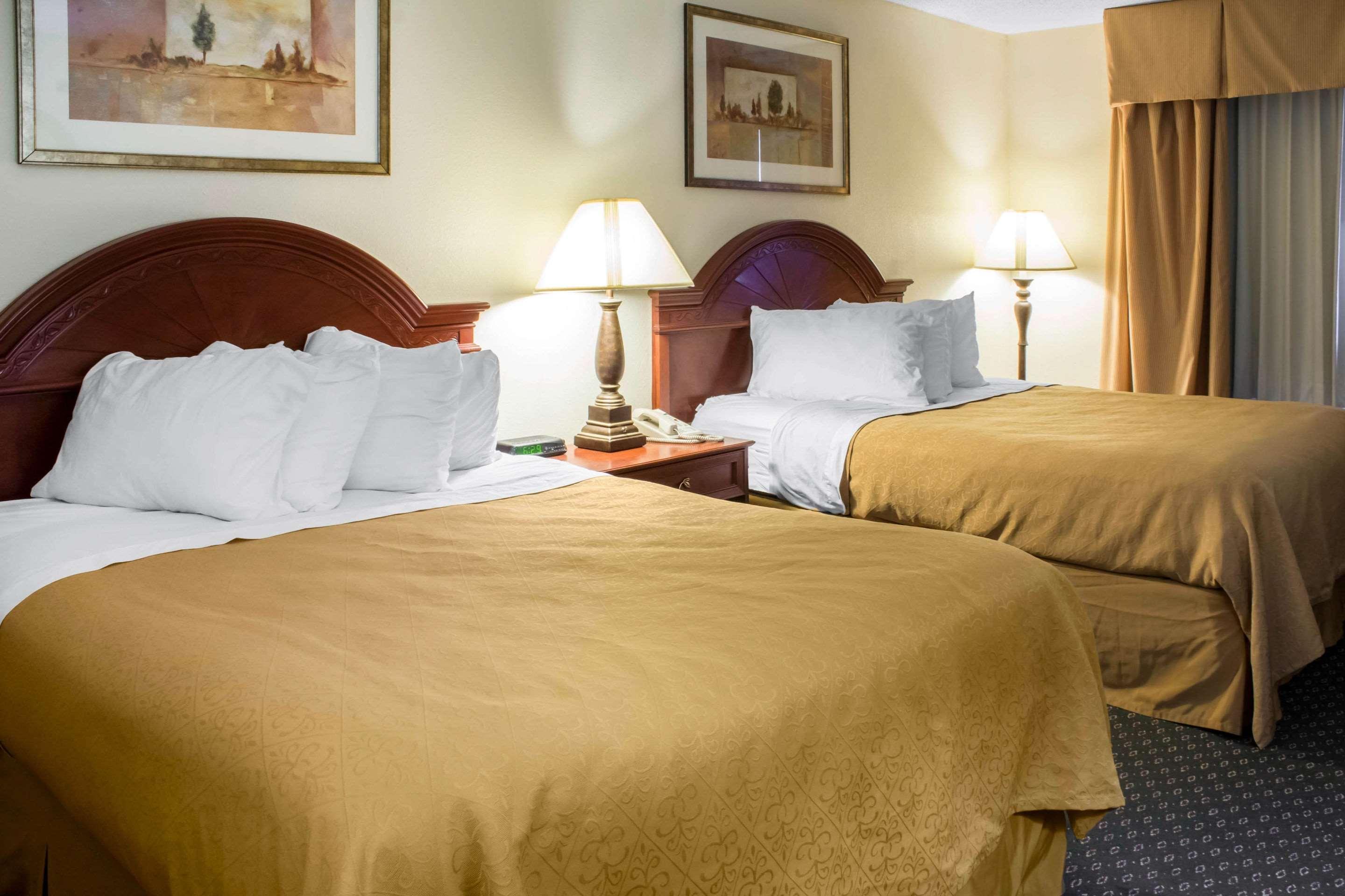 Quality Inn & Suites スーシティ エクステリア 写真