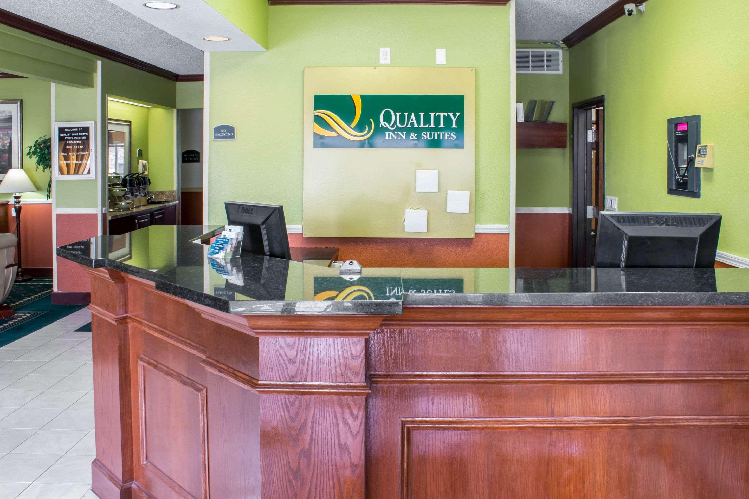 Quality Inn & Suites スーシティ エクステリア 写真